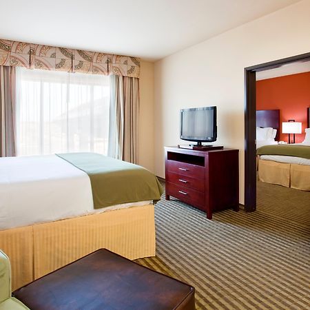 Holiday Inn Express Hotel & Suites Guthrie North Edmond, An Ihg Hotel Exterior photo